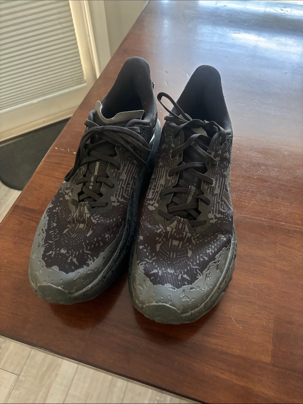 Hoka Men's Black & Gray Trail Running Shoes